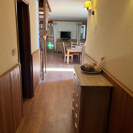 Astonishing Duplex Apartment, Great View,sleeps 10 아파트